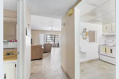 750 Lori Drive #232, Palm Springs, FL 33461 - Photo 7