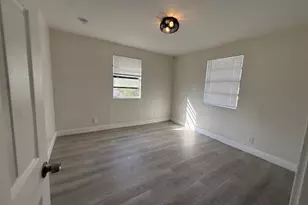 904 4th St, West Palm Beach, FL 33401 - Photo 11