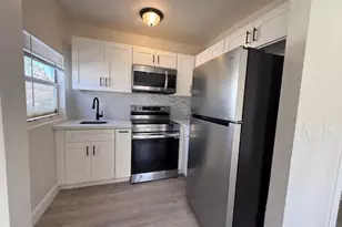 904 4th St, West Palm Beach, FL 33401 - Photo 3