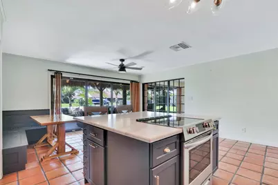 8336 SE Palm Street, Hobe Sound, FL 33455 - Photo 11