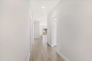 1635 19th Ave SW, Vero Beach, FL 32962 - Photo 3