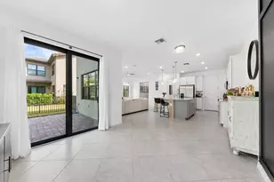 8289 Cadre Noir Rd, Lake Worth, FL 33467 - Photo 19