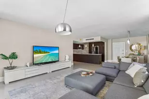 2501 S Ocean Dr, Hollywood, FL 33019 - Photo 5