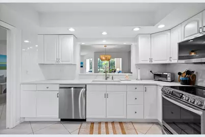 5172 SE Club Way #108, Stuart, FL 34997 - Photo 9