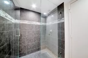 2881 NE 33rd Ct, Fort Lauderdale, FL 33306 - Photo 17