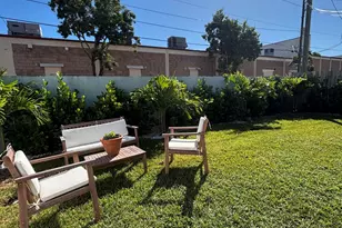 262 SE 9th Ave, Deerfield Beach, FL 33441 - Photo 5