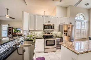 2767 S Clearbrook Circle, Delray Beach, FL 33445 - Photo 15