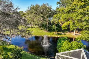 2767 S Clearbrook Circle, Delray Beach, FL 33445 - Photo 37