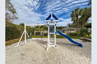 2767 S Clearbrook Circle, Delray Beach, FL 33445 - Photo 45