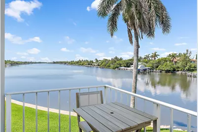 209 Evans Lane, Manalapan, FL 33462 - Photo 3