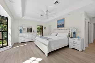 8166 N 155th Pl, Palm Beach Gardens, FL 33418 - Photo 11