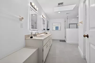 8166 N 155th Place, Palm Beach Gardens, FL 33418 - Photo 13