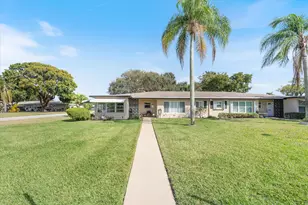 1022 Circle Dr, Delray Beach, FL 33445 - Photo 1