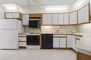 5701 Camino Del Sol, Boca Raton, FL 33433 - Photo 17