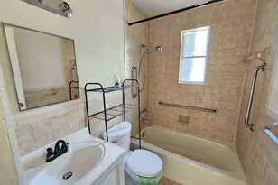 1375 26th Ave SW, Vero Beach, FL 32962 - Photo 7