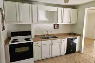 1375 26th Ave SW, Vero Beach, FL 32962 - Photo 5