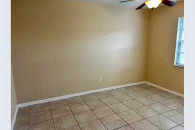 2513 S 17th Street #207, Fort Pierce, FL 34982 - Photo 9