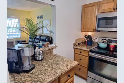 305 Andover L, West Palm Beach, FL 33417 - Photo 13