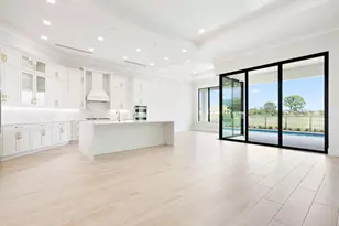 109 SE Via Verona, Port Saint Lucie, FL 34984 - Photo 19