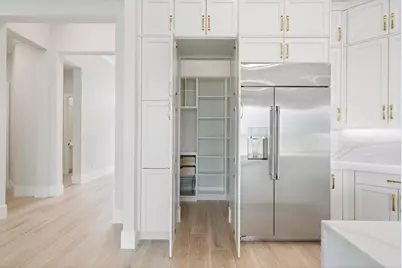 109 SE Via Verona, Port Saint Lucie, FL 34984 - Photo 9