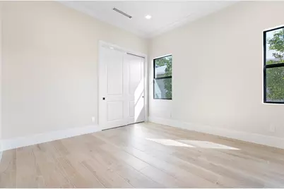 109 SE Via Verona, Port Saint Lucie, FL 34984 - Photo 33