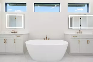 109 SE Via Verona, Port Saint Lucie, FL 34984 - Photo 29