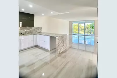 3960 Oaks Clubhouse Dr Drive #401, Pompano Beach, FL 33069 - Photo 3