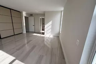 3960 Oaks Clubhouse Dr Dr, Pompano Beach, FL 33069 - Photo 7