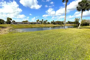 229 Lake Meryl Dr, West Palm Beach, FL 33411 - Photo 17