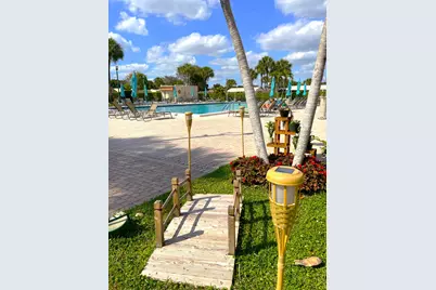 229 Lake Meryl Drive, West Palm Beach, FL 33411 - Photo 33