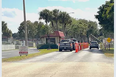 229 Lake Meryl Drive, West Palm Beach, FL 33411 - Photo 35