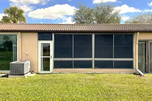 229 Lake Meryl Dr, West Palm Beach, FL 33411 - Photo 19