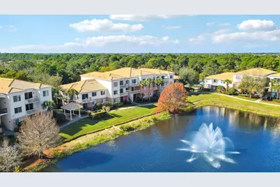 9212 W Myrtlewood Circle W, Palm Beach Gardens, FL 33418 - Photo 7