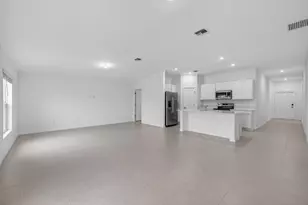 748 Carlyle Wy, Fort Pierce, FL 34947 - Photo 3