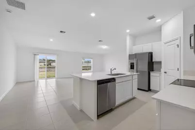 748 Carlyle Way, Fort Pierce, FL 34947 - Photo 5