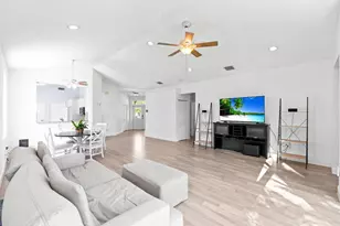 9790 Scribner Ln, Wellington, FL 33414 - Photo 7