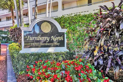 19707 Turnberry Way #18j, Aventura, FL 33180 - Photo 3