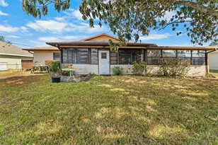 1962 SW Libra Ln, Port Saint Lucie, FL 34984 - Photo 37