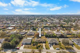 1962 SW Libra Ln, Port Saint Lucie, FL 34984 - Photo 43