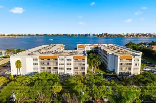 1502 S Lakeside Dr, Lake Worth Beach, FL 33460 - Photo 1