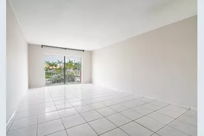 2200 E Hallandale Beach Boulevard #202, Hallandale Beach, FL 33009 - Photo 25