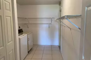 420 Ashwood Pl, Boca Raton, FL 33431 - Photo 17