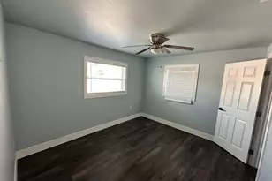 713 N 23rd St, Fort Pierce, FL 34950 - Photo 3