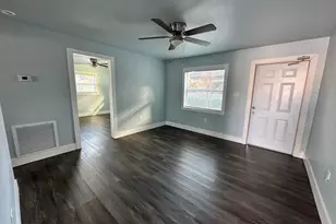 713 N 23rd St, Fort Pierce, FL 34950 - Photo 7