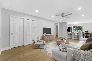 2240 86th Dr, Vero Beach, FL 32966 - Photo 9