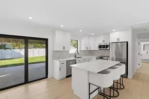 19124 SE Fearnley Dr, Jupiter, FL 33469 - Photo 9