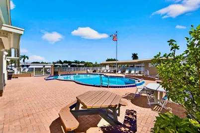 1401 S 33 Road, Hollywood, FL 33021 - Photo 39