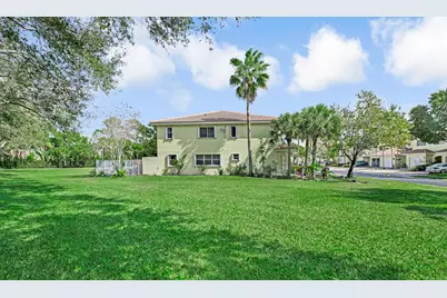 845 Imperial Lake Road, West Palm Beach, FL 33413 - Photo 39