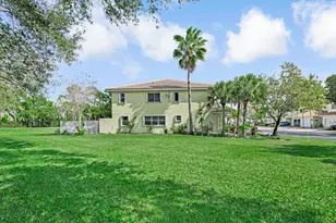 845 Imperial Lake Rd, West Palm Beach, FL 33413 - Photo 39