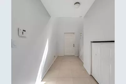 845 Imperial Lake Road, West Palm Beach, FL 33413 - Photo 9